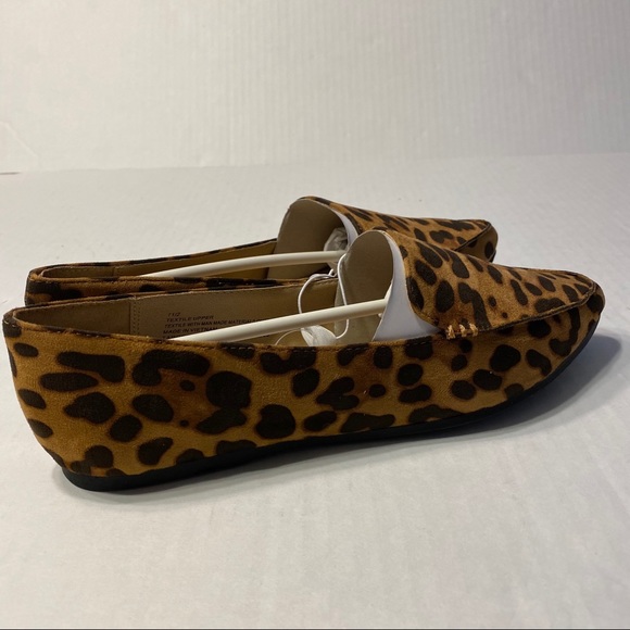 NWT Women’s Cheetah Memory Foam Mules Flats Loafer - Picture 3 of 4